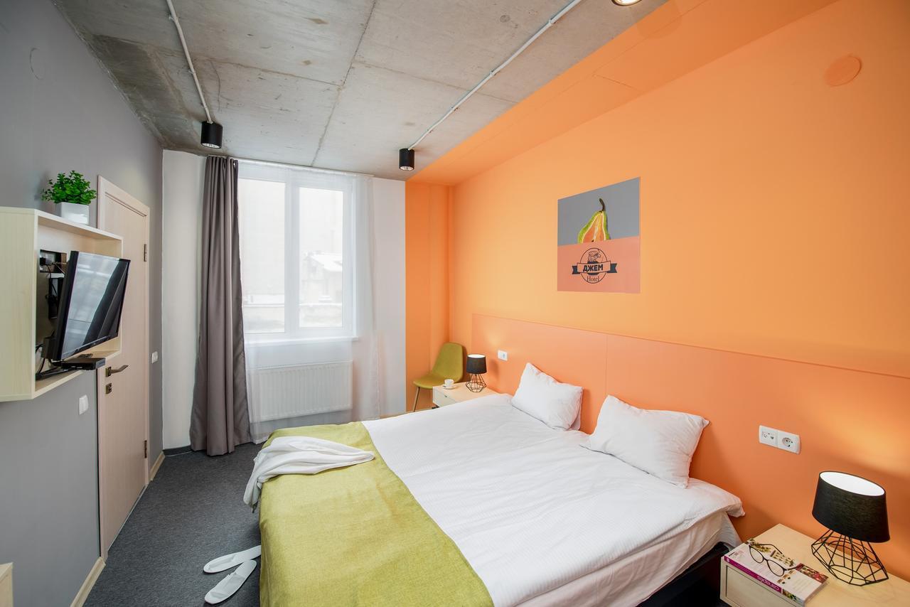 Jam Hotel Hnatyuka Лвив Екстериор снимка