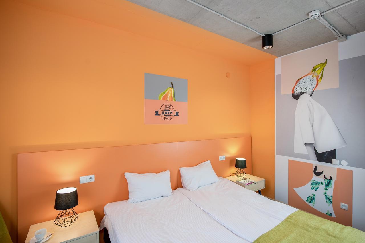 Jam Hotel Hnatyuka Лвив Екстериор снимка