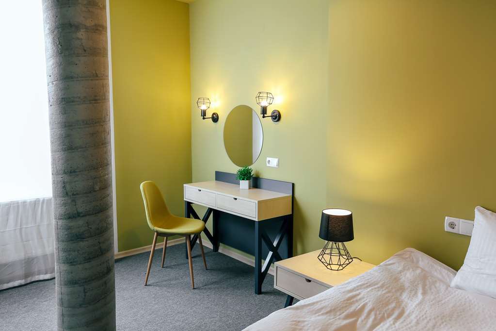 Jam Hotel Hnatyuka Лвив Стая снимка