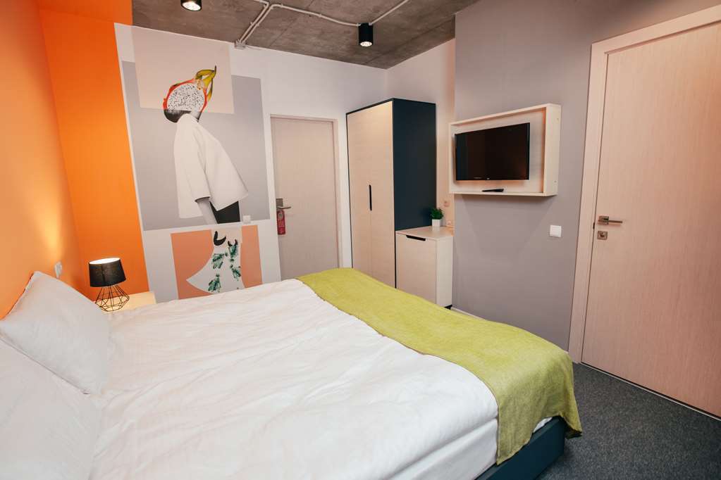 Jam Hotel Hnatyuka Лвив Стая снимка