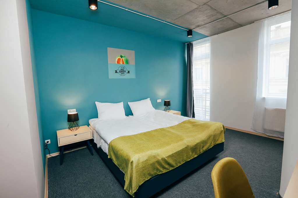 Jam Hotel Hnatyuka Лвив Стая снимка