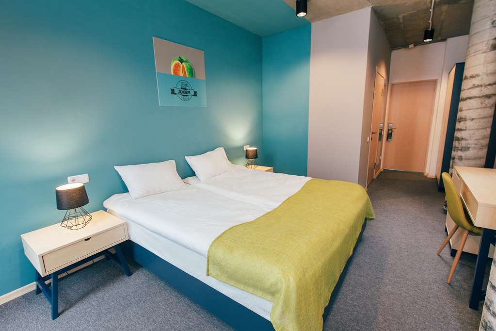 Jam Hotel Hnatyuka Лвив Стая снимка
